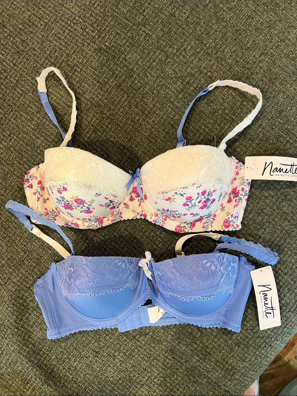 Nanette Lepore Floral Cream & Periwinkle Lace Underwire Bras (sz 34B)